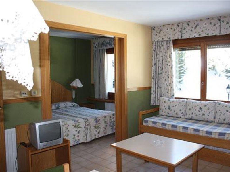Apartamentos Solneu Baqueira Beret Exterior photo