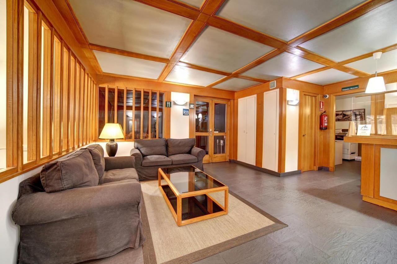 Apartamentos Solneu Baqueira Beret Exterior photo