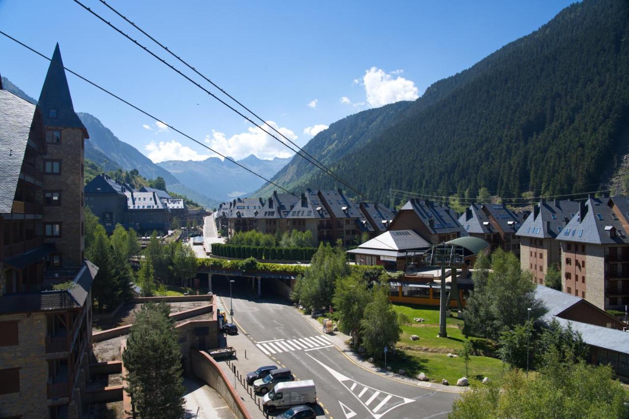 Apartamentos Solneu Baqueira Beret Exterior photo